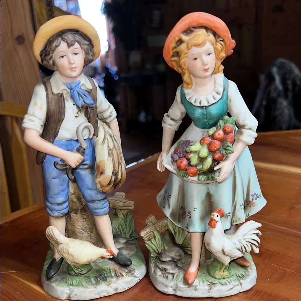 HOMCO Porcelain Farm Couple w/ Chickens Figurines, Approx. 8" Tall, MINT